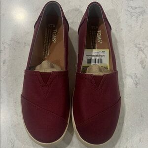 TOMS Women's Deep Red Canvas Loafers